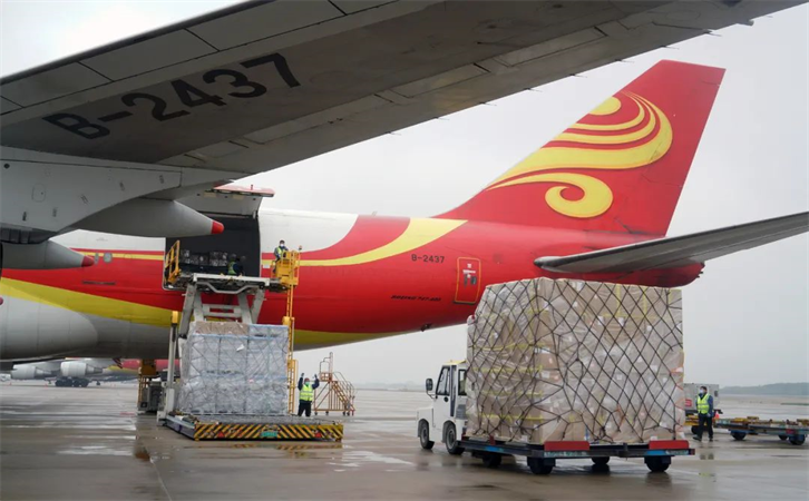 哪些商品适宜采用航空方式进行运输？